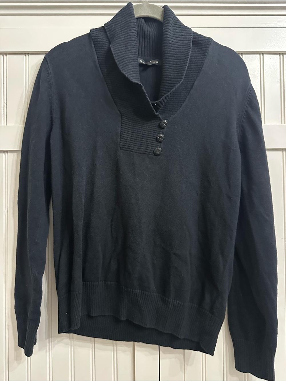 JEANNE PIERRE Men’s Black V-Neck Shawl Collar Button Sweater